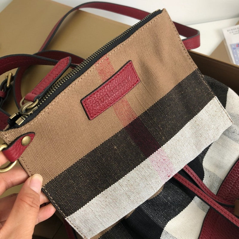 Burberry Bags - Bagsattire   616