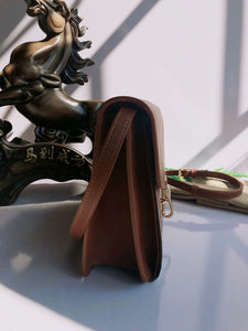 Burberry Bags - Bagsattire   469