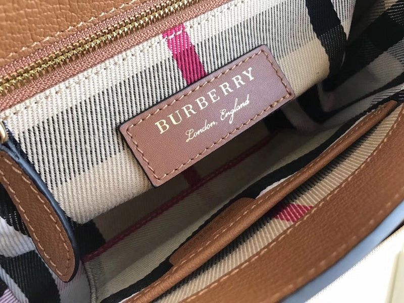 Burberry Bags - Bagsattire   489