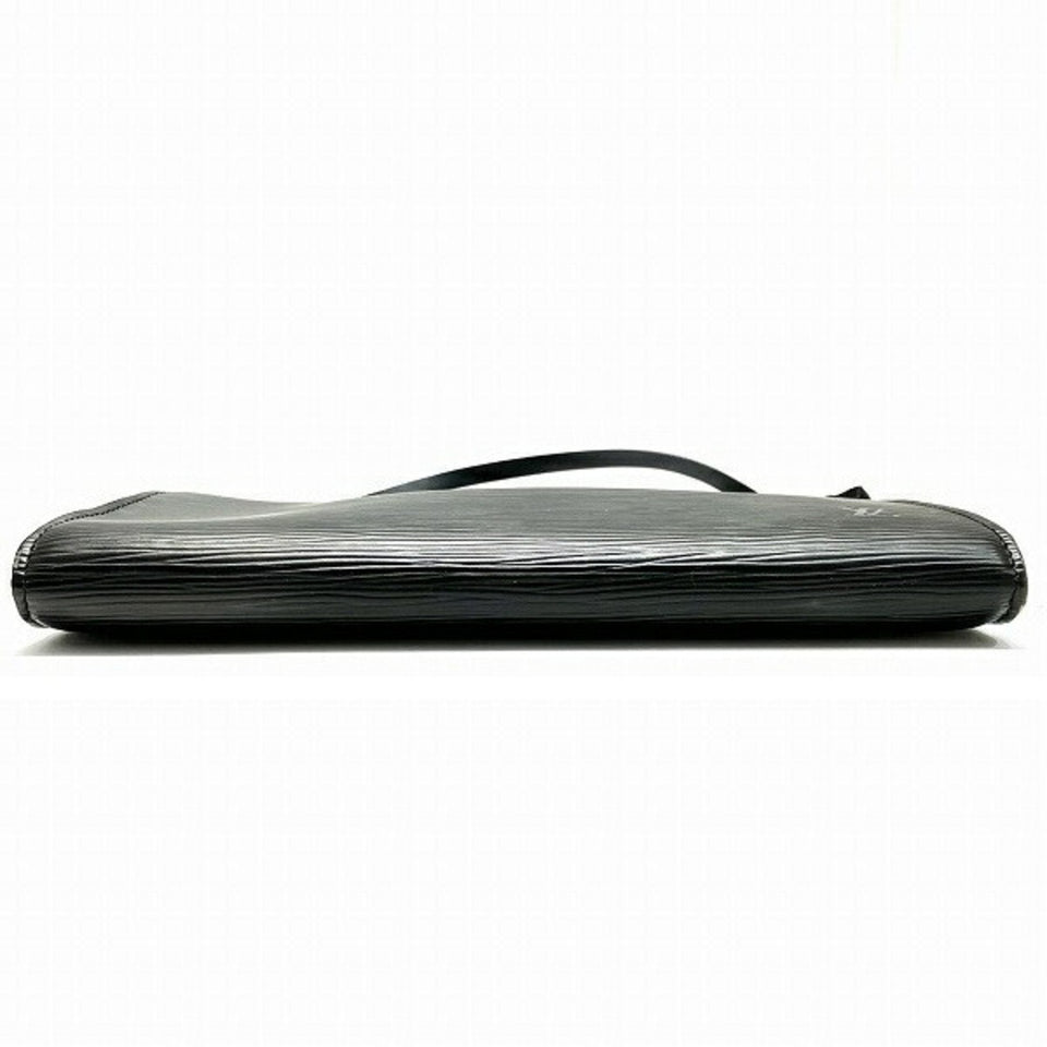 Louis Vuitton Pochette Accessoire  Leather Clutch Bag