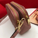 Barnes-Bags - Prada Bags - 905
