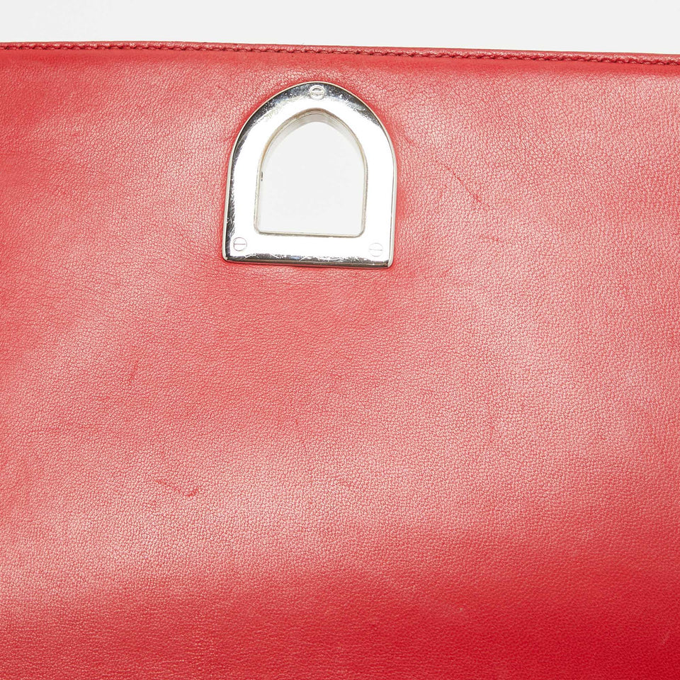 Dior Red Leather Medium Diorama Flap Shoulder Bag..