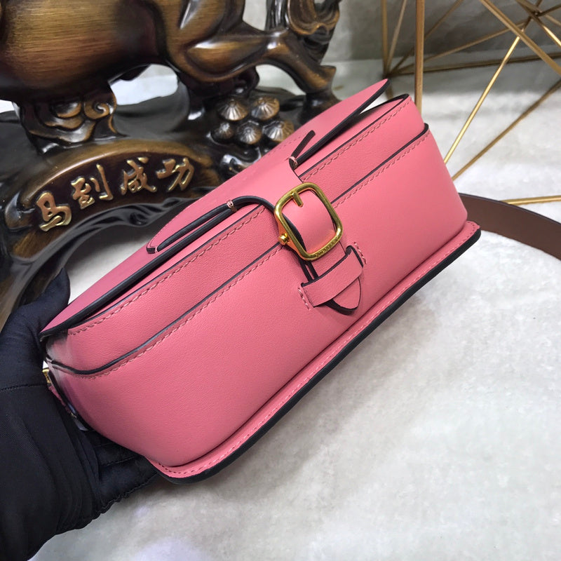 Burberry Bags - Bagsattire   260