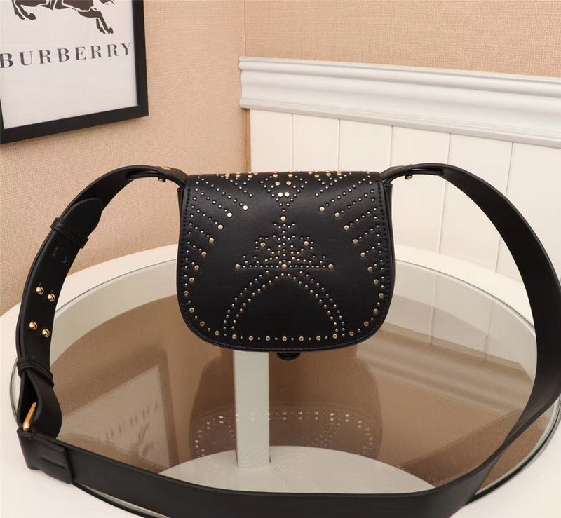 Burberry Bags - Bagsattire   319