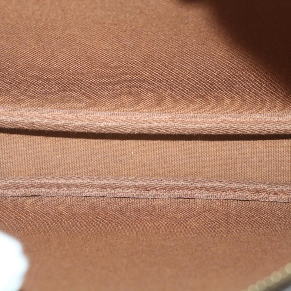 Louis Vuitton Pochette Accessoires  Canvas Clutch Bag