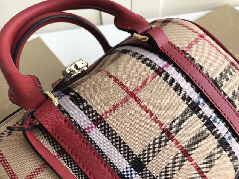 Burberry Bags - Bagsattire   237