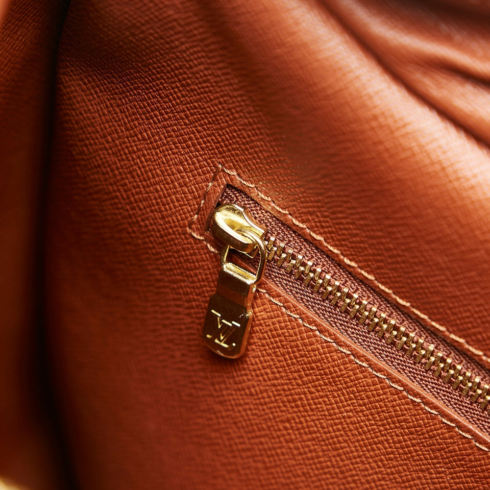 Louis Vuitton Boulogne 30 Monogram Canvas