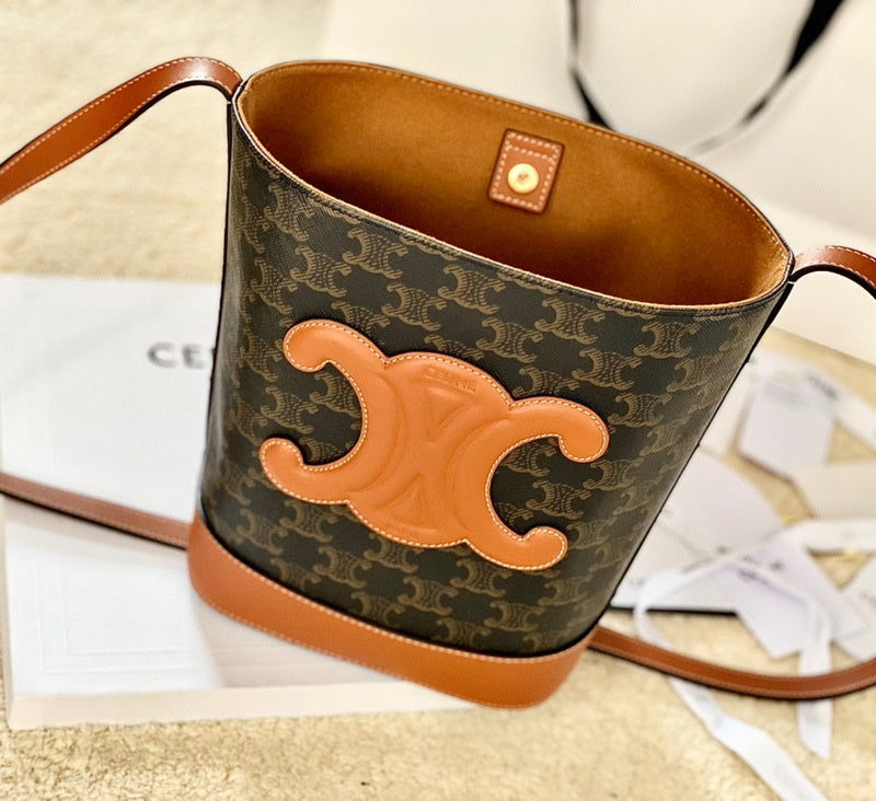 Bags reeby bags - Chanel Bags - 1600