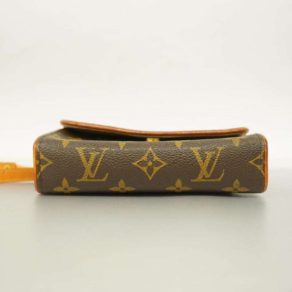 Louis Vuitton Florentine  Canvas Clutch Bag