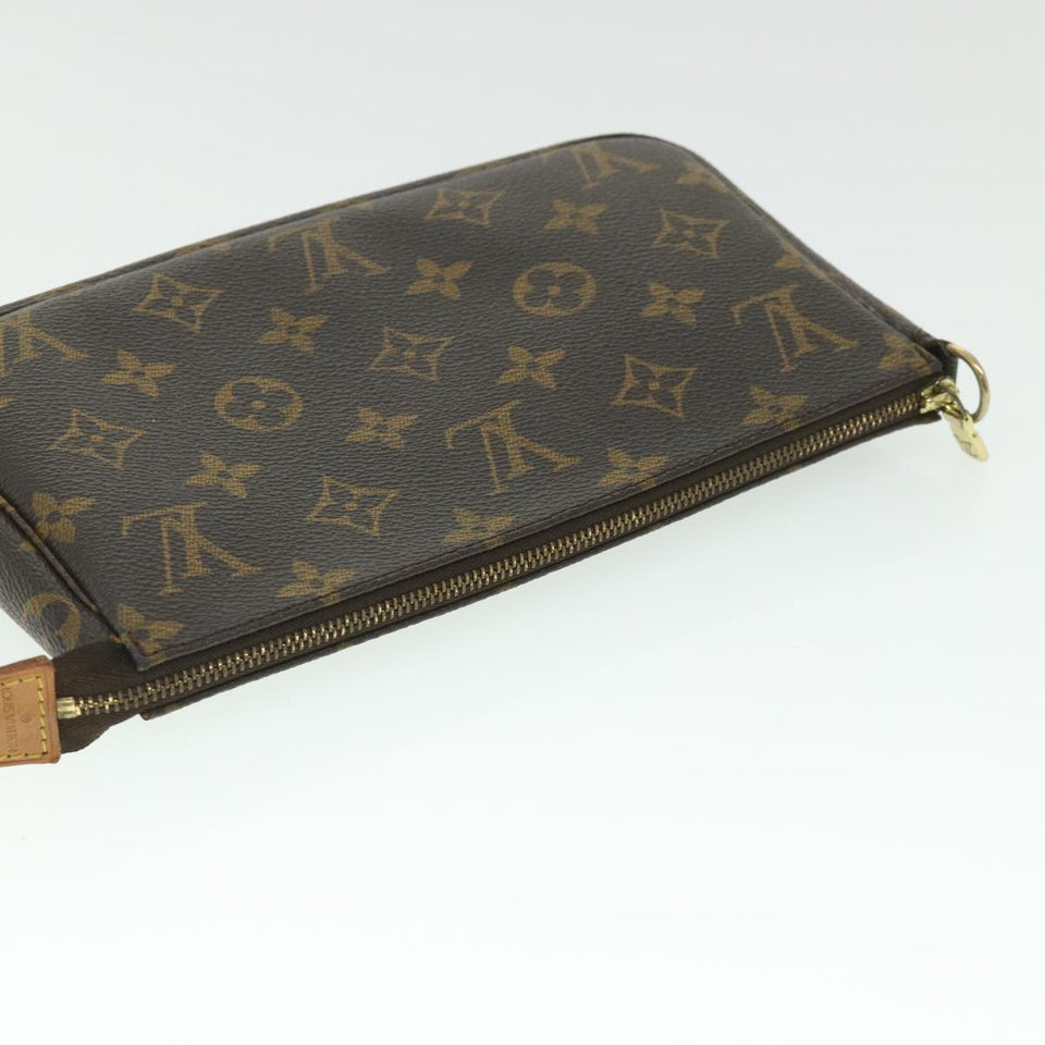 Louis Vuitton Pochette Accessoires  Canvas Clutch Bag