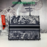 Christian Dior Bags Bags - The Tote   050