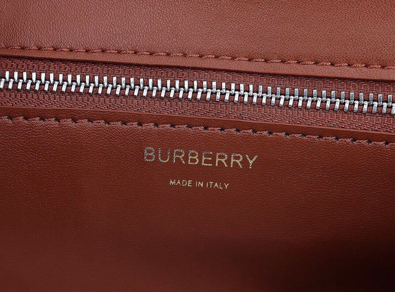 Burberry Bags - Bagsattire   142