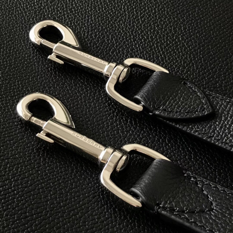 Burberry Bags - Bagsattire   495