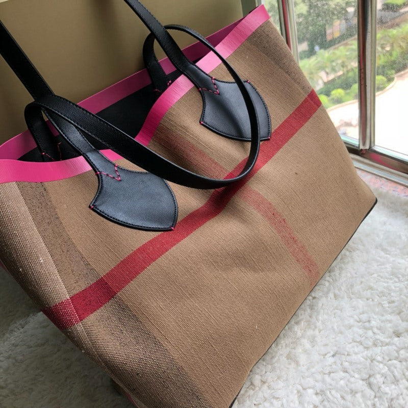 Burberry Bags - Bagsattire   349