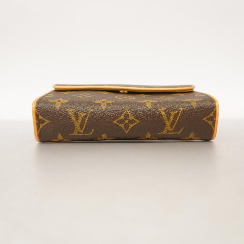 Louis Vuitton Pochette Florentine  Canvas Clutch Bag