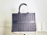 Christian Dior Bags Bags - The Tote   068