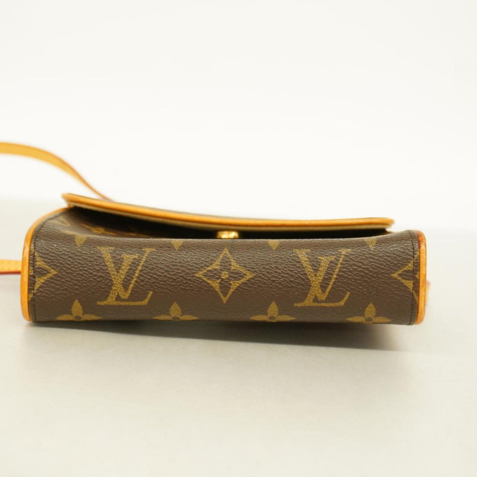 Louis Vuitton Florentine  Canvas Clutch Bag