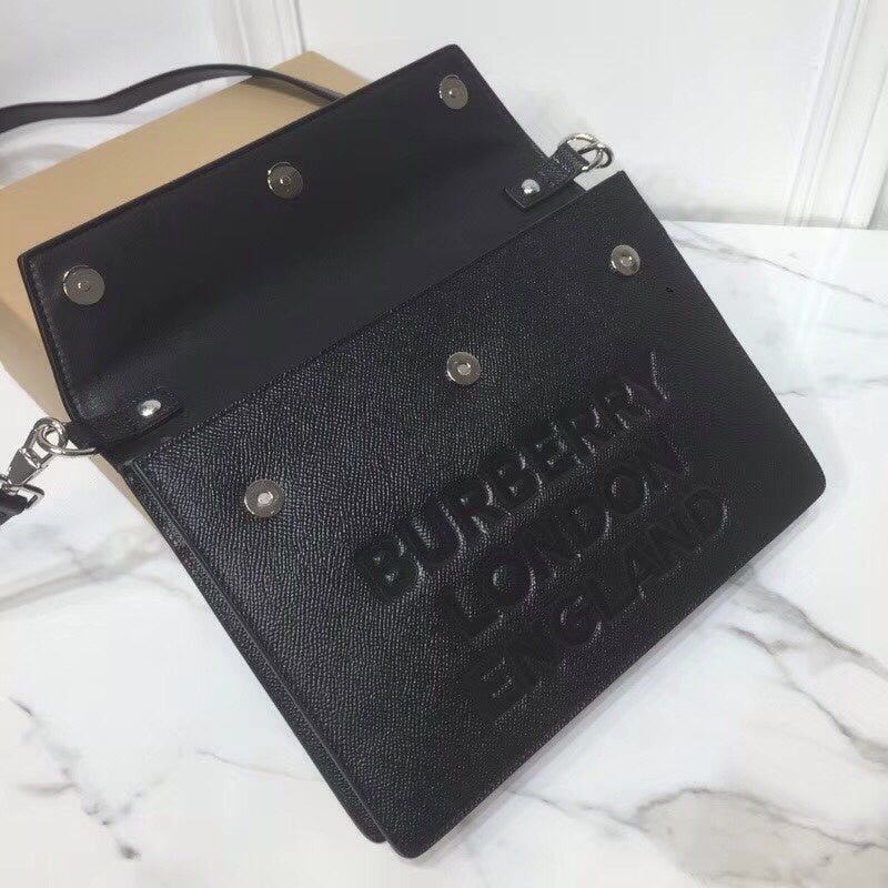 Burberry Bags - Bagsattire   759