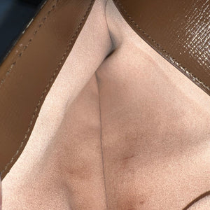 Crossbody Luxury Designer By Gucci  Size: Small
