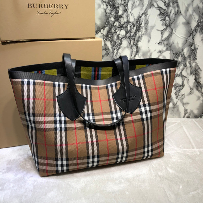 Burberry Bags - Bagsattire   348