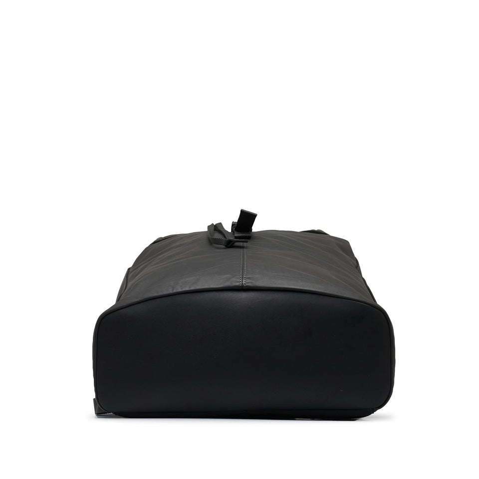 Black Louis Vuitton V-Line Pulse