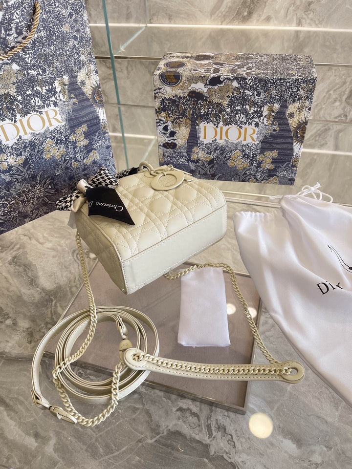 MO - Top Quality Bags Christian Dior 057