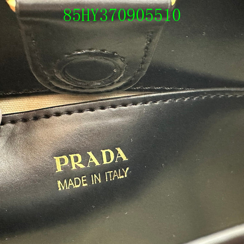 Prada Bags - The Barnes Bags  003