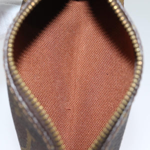 Louis Vuitton Etui À Balles De Golf  Canvas Clutch Bag