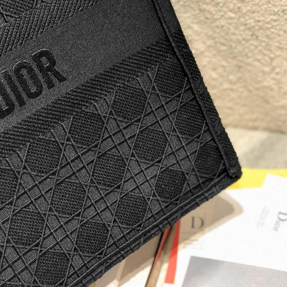 Christian Dior BOOK TOTE