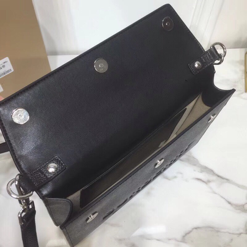 Burberry Bags - Bagsattire   759