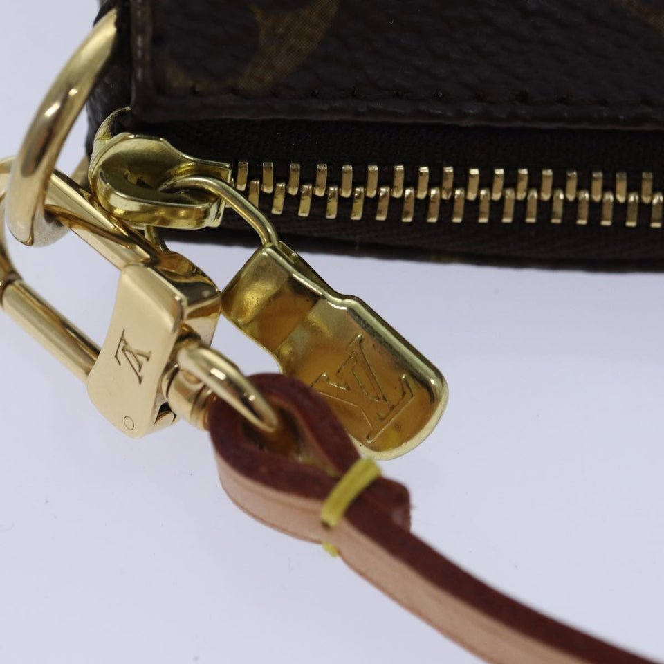 Louis Vuitton Pochette Accessoire  Canvas Clutch Bag