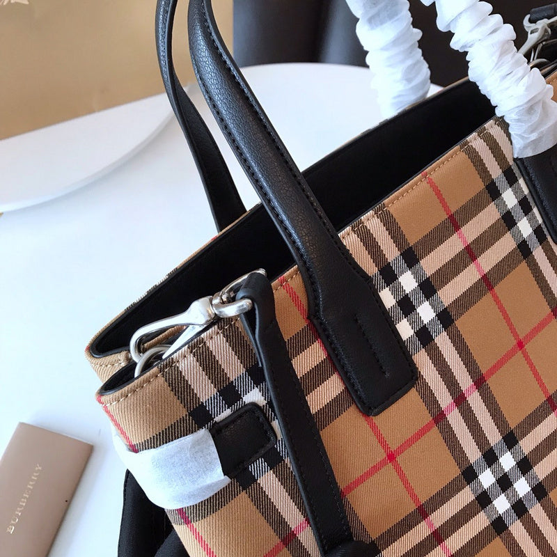 Burberry Bags - BG Bags - 749