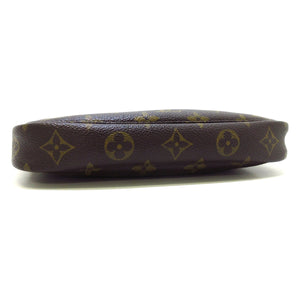 Louis Vuitton Pochette Accessoire  Canvas Clutch Bag