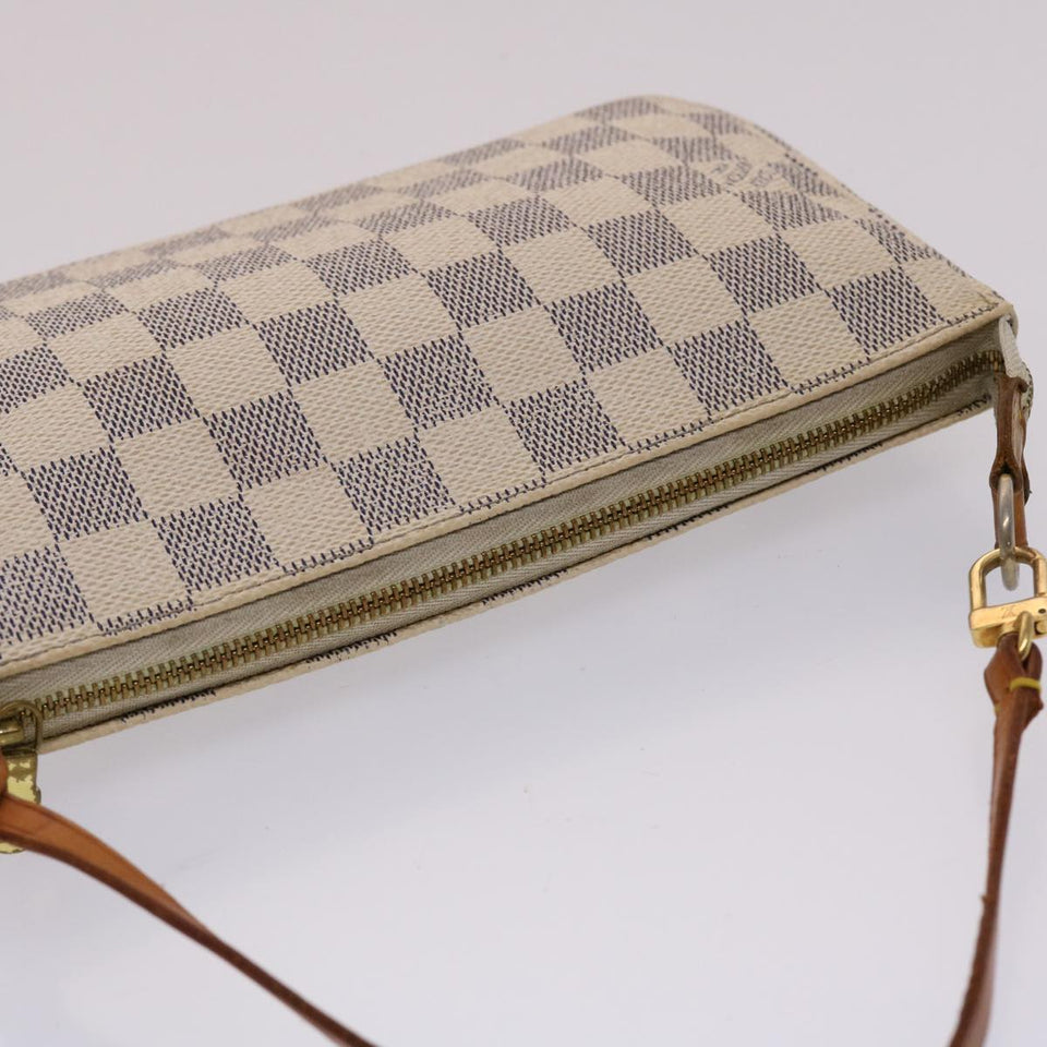 Louis Vuitton Pochette accessoires Clutch Bag