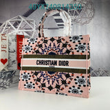 Christian Dior Bags Bags - The Tote   073