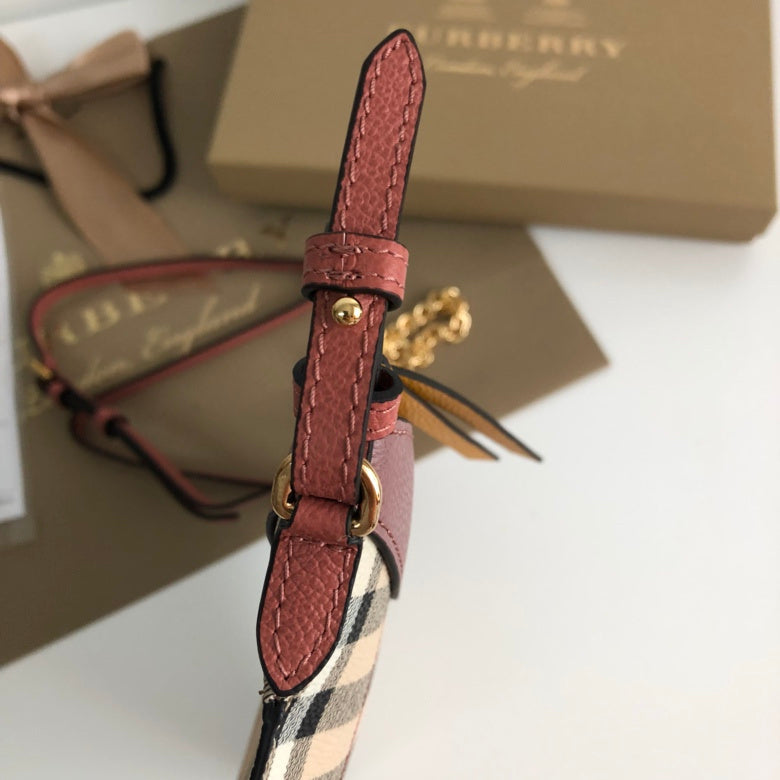 Burberry Bags - Bagsattire   325