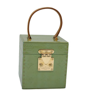 Louis Vuitton Bleecker Clutch Bag