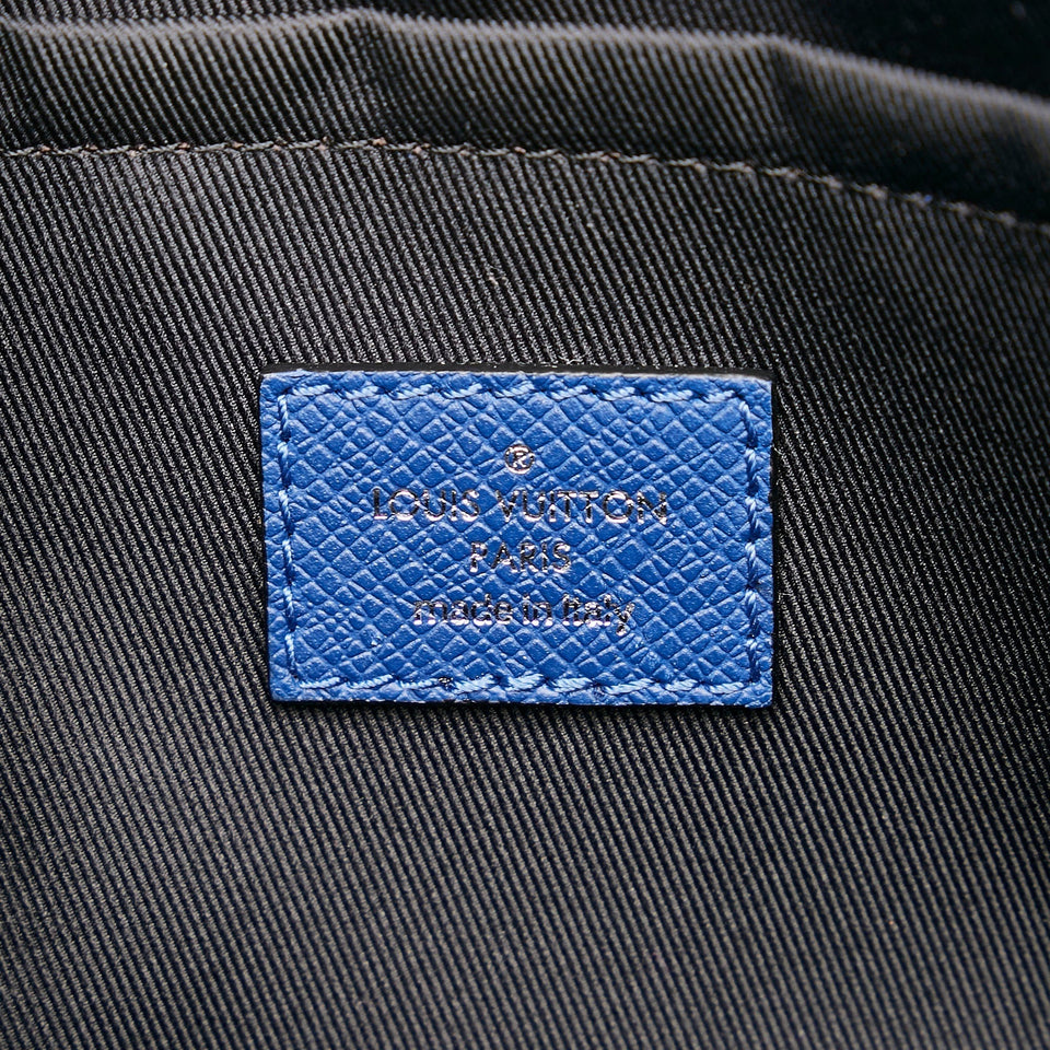 Louis Vuitton Outdoor Messenger PM Blue Taïga