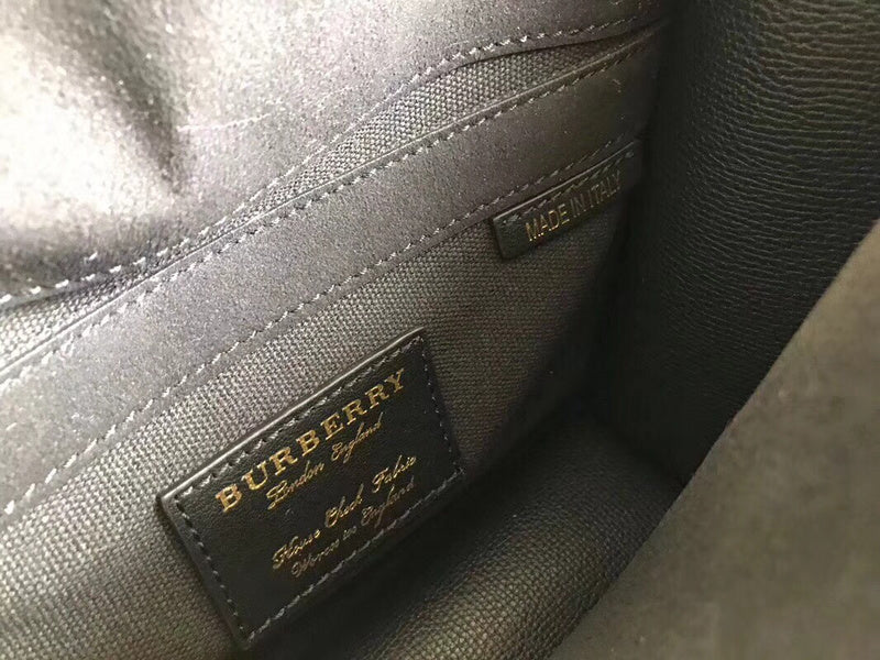 Burberry Bags - Bagsattire   466