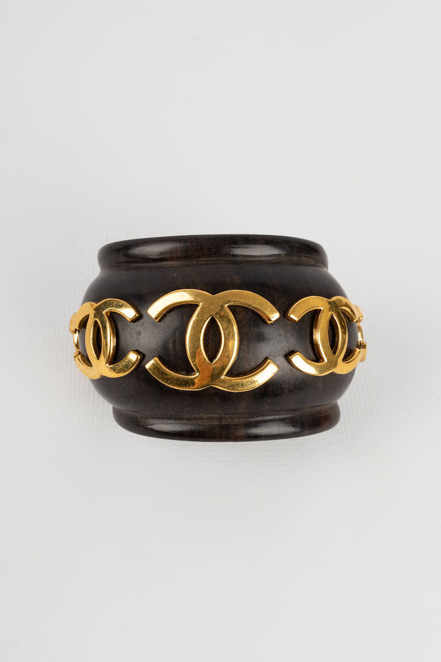 Bracelet en bois Chanel 1990s