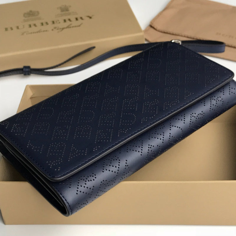 Burberry Bags - Bagsattire   655