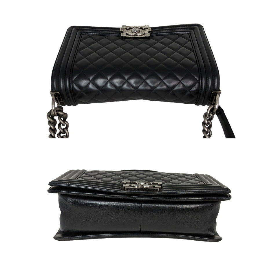 Chanel bag Black Quilted Calfskin Medium Boy Bag