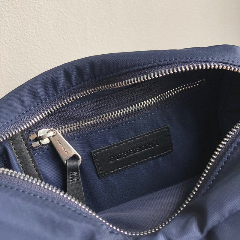 Burberry Bags - Bagsattire   664