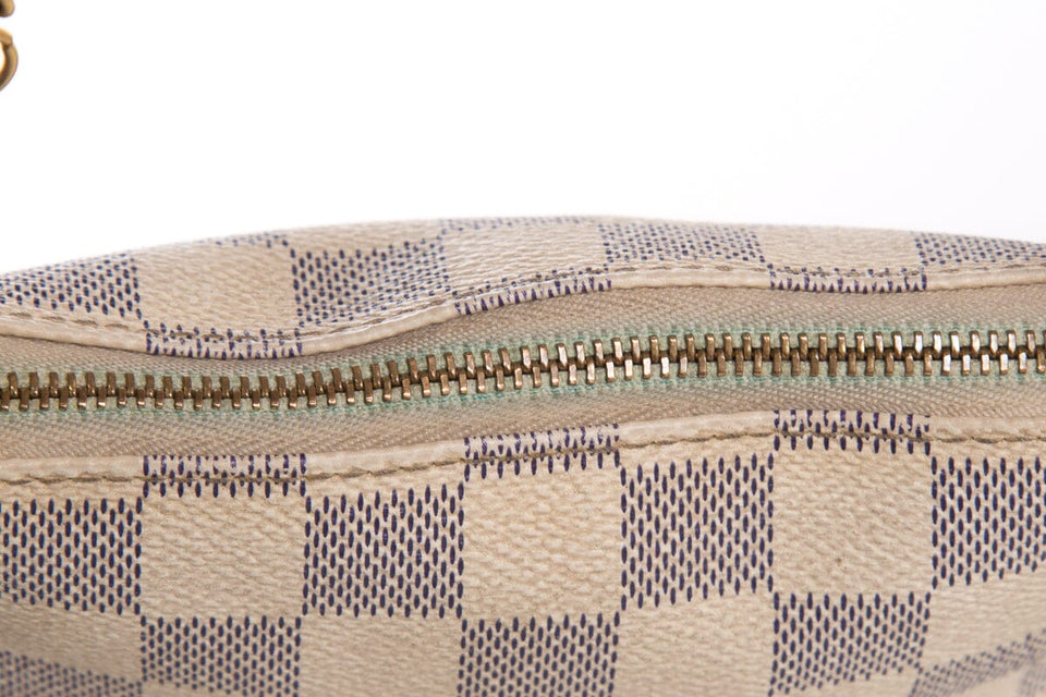 Louis Vuitton Monogram Mini Pochette Shoulder Bag