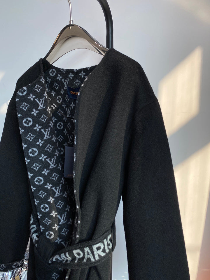 Luxury Louis Vuitton  Wrap Coat 024