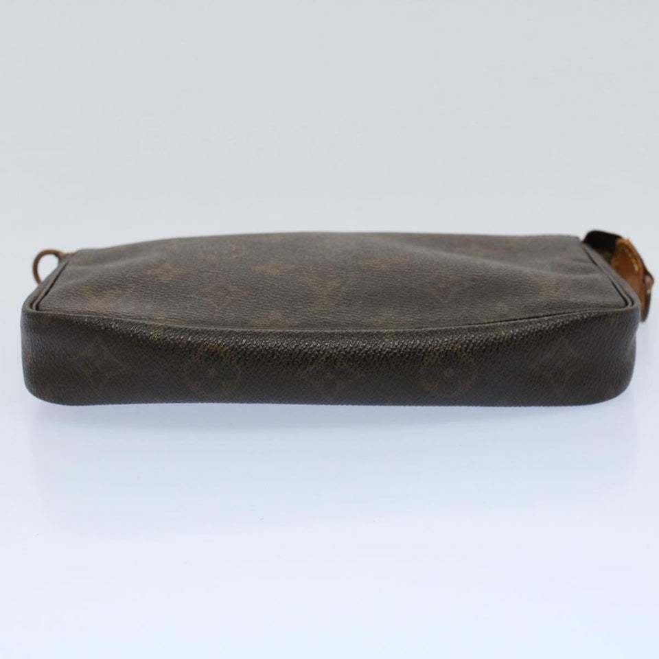 Louis Vuitton Pochette Accessoire  Canvas Clutch Bag