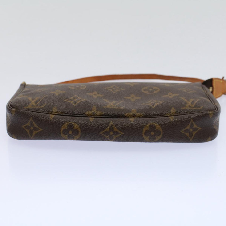 Louis Vuitton Pochette Accessoire  Canvas Clutch Bag