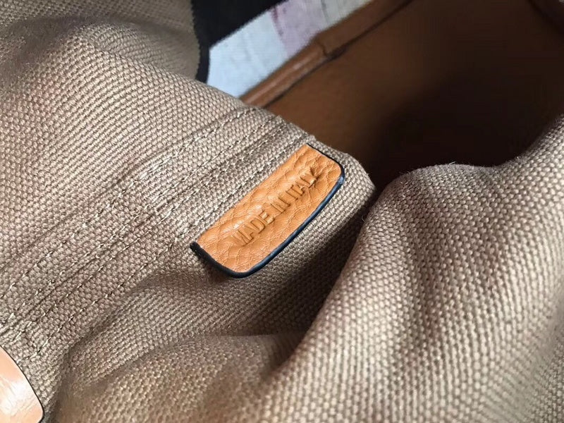 Burberry Bags - Bagsattire   434