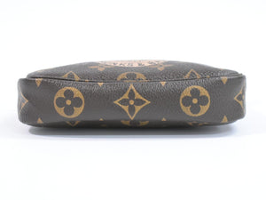Louis Vuitton Mini Pochette Accessoires  Canvas Clutch Bag