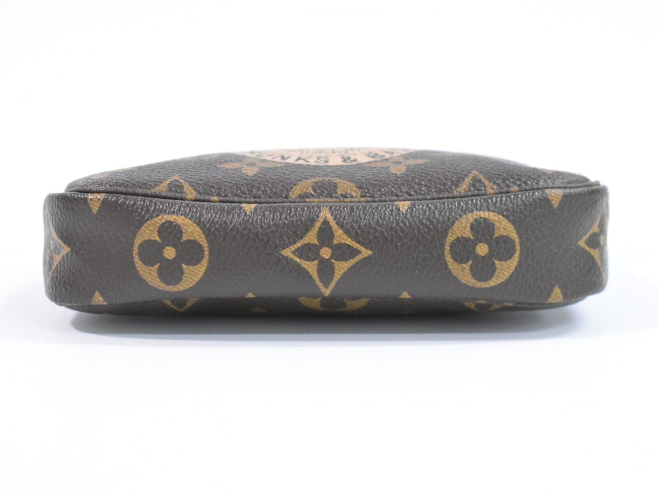 Louis Vuitton Mini Pochette Accessoires  Canvas Clutch Bag